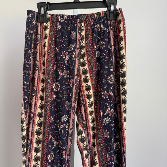 Fashion‎ Nova sz M boho Y2K style Burgundy Floral Bell Bottom Stretch Pants - Picture 2 of 7
